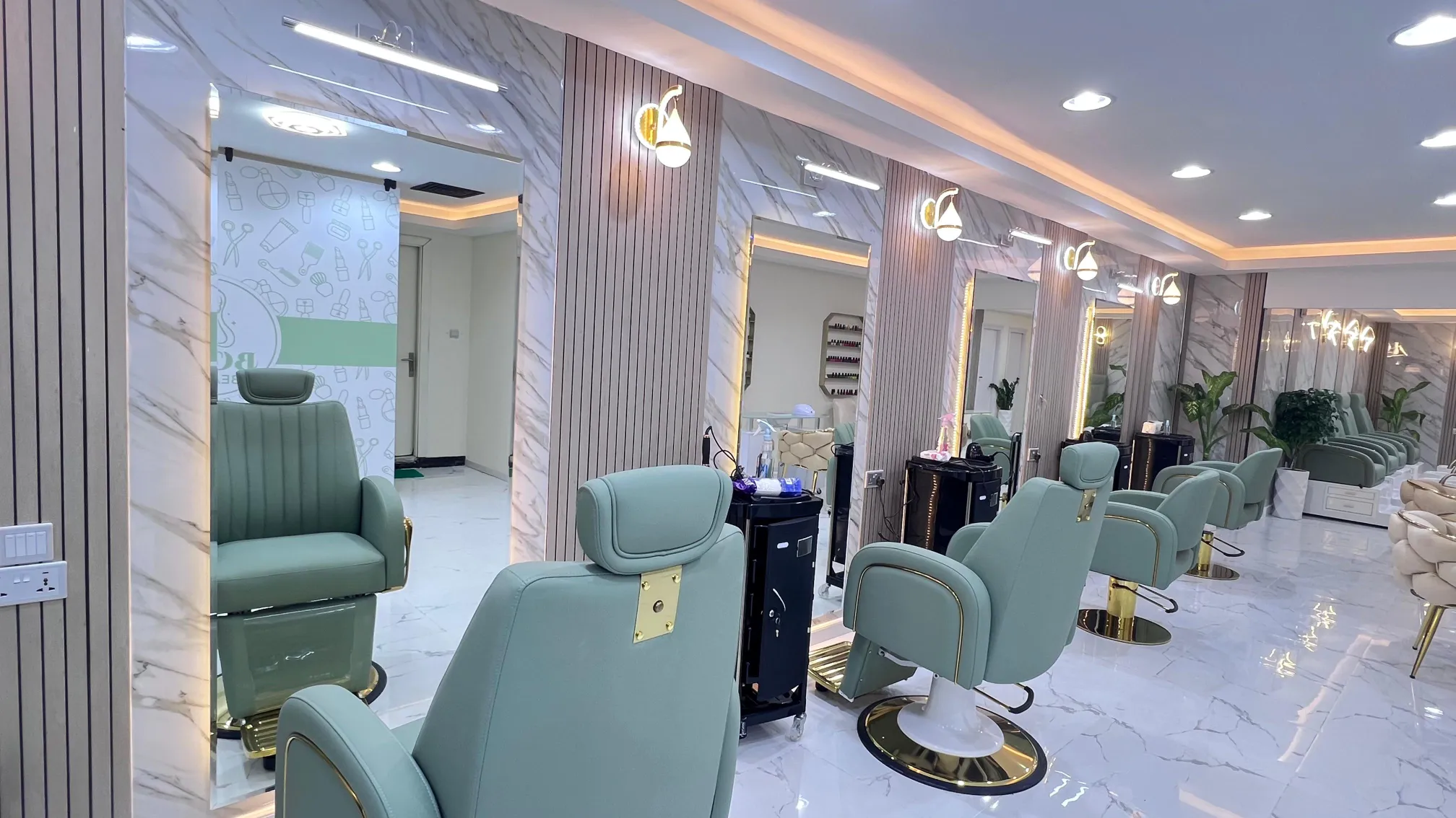 Bosy Beauty Salon